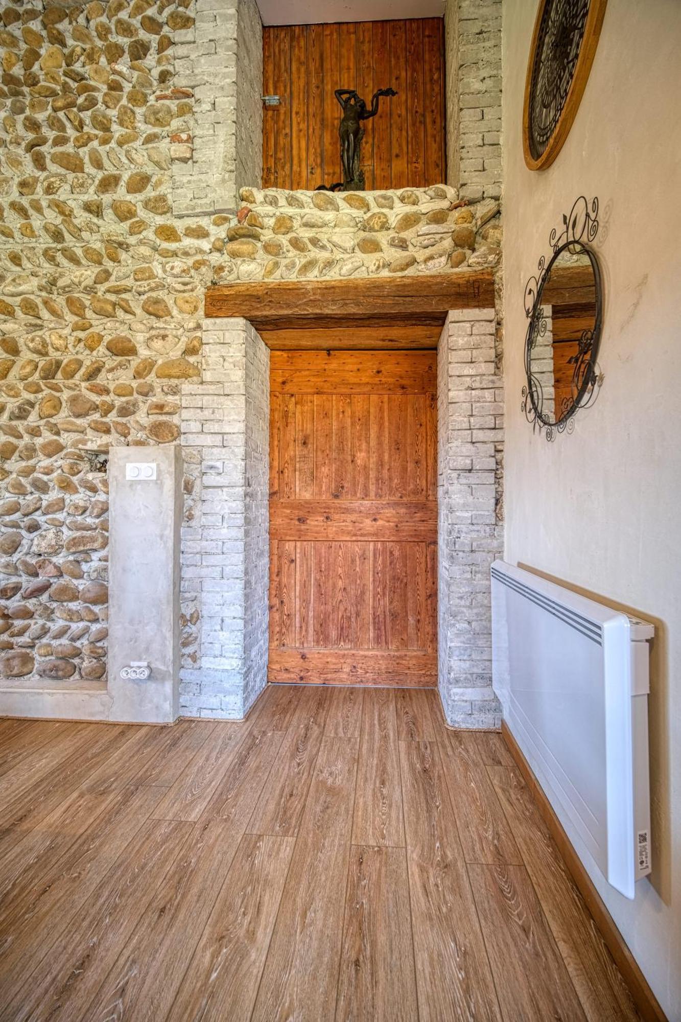 Maison Michonieres - Gite 3 Etoiles - 8 Personnes Miribel  Exteriör bild