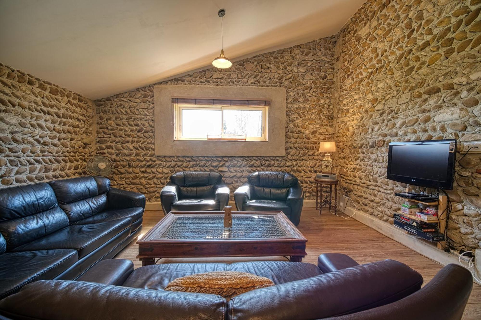 Maison Michonieres - Gite 3 Etoiles - 8 Personnes Miribel  Exteriör bild
