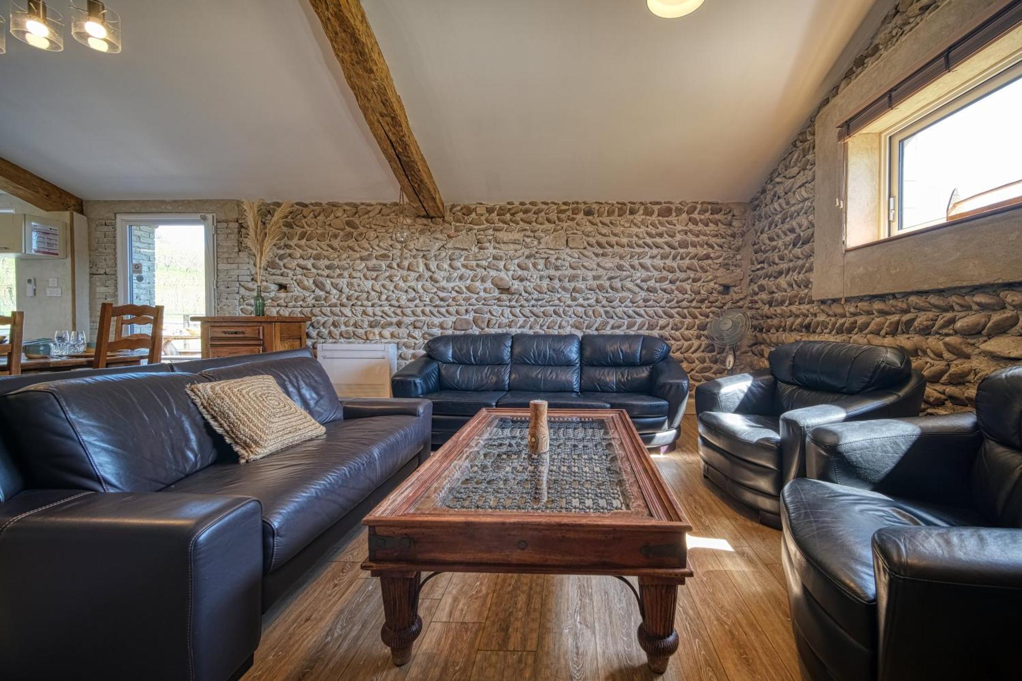 Maison Michonieres - Gite 3 Etoiles - 8 Personnes Miribel  Exteriör bild