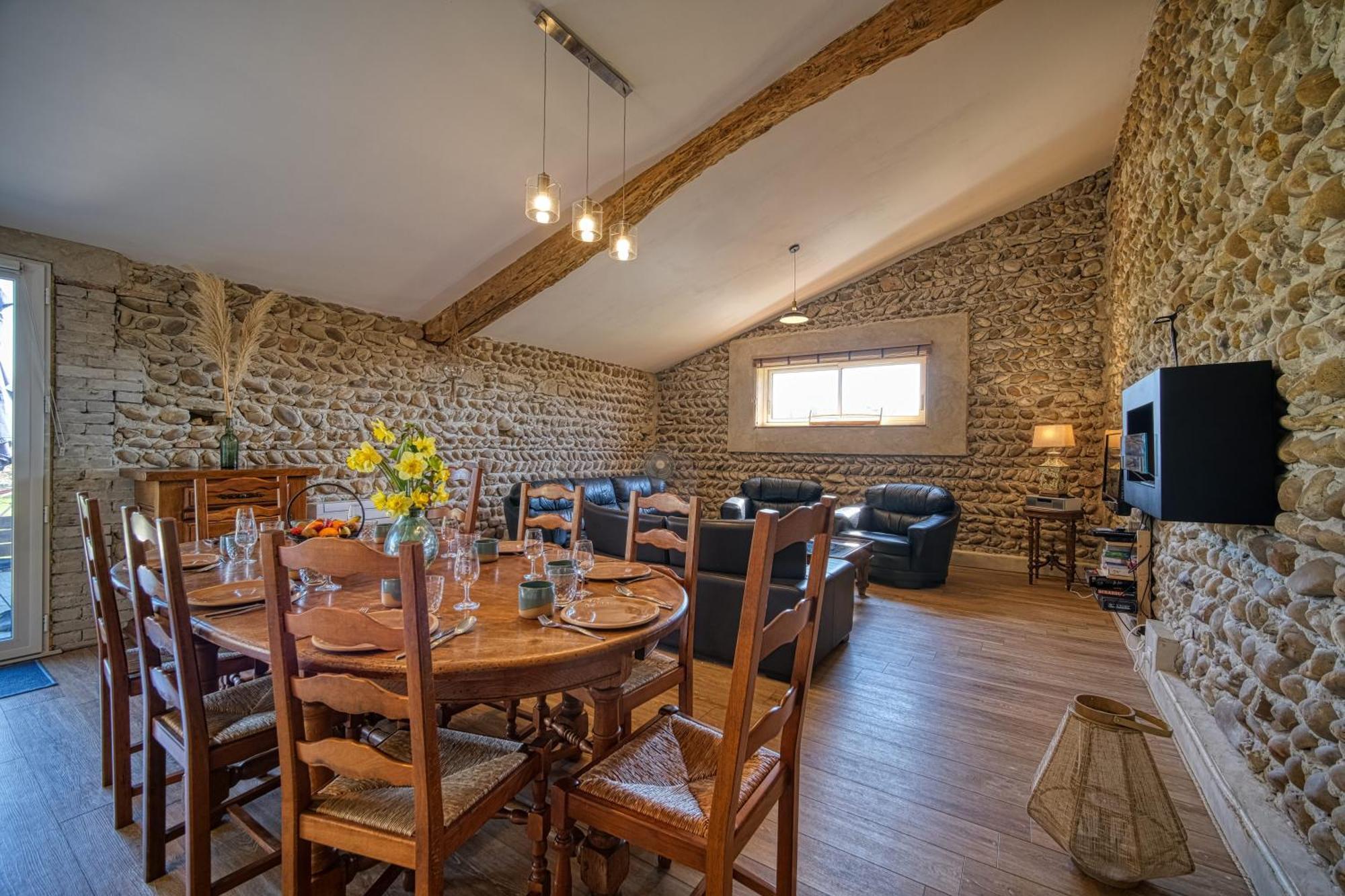 Maison Michonieres - Gite 3 Etoiles - 8 Personnes Miribel  Exteriör bild