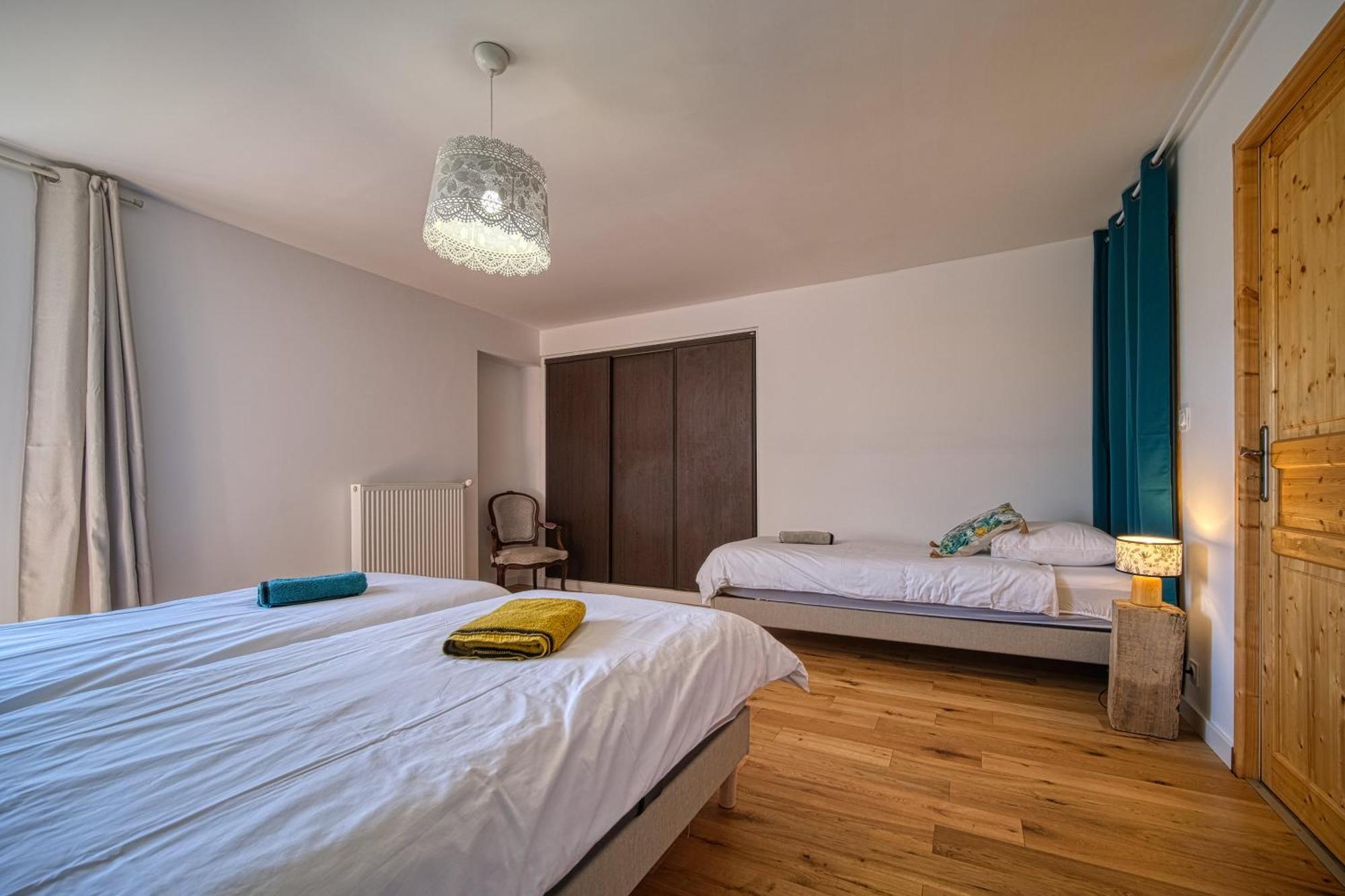 Maison Michonieres - Gite 3 Etoiles - 8 Personnes Miribel  Exteriör bild